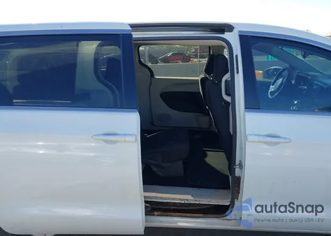 2017 Chrysler Pacifica Lx из США, поврежденный, VIN 2C4RC1CG9HR823931